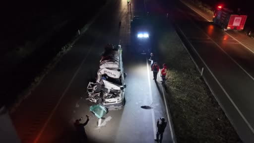 Aksaray’da tarım işçilerini taşıyan servis minibüsü tıra arkadan çarptı: 13 yaralı