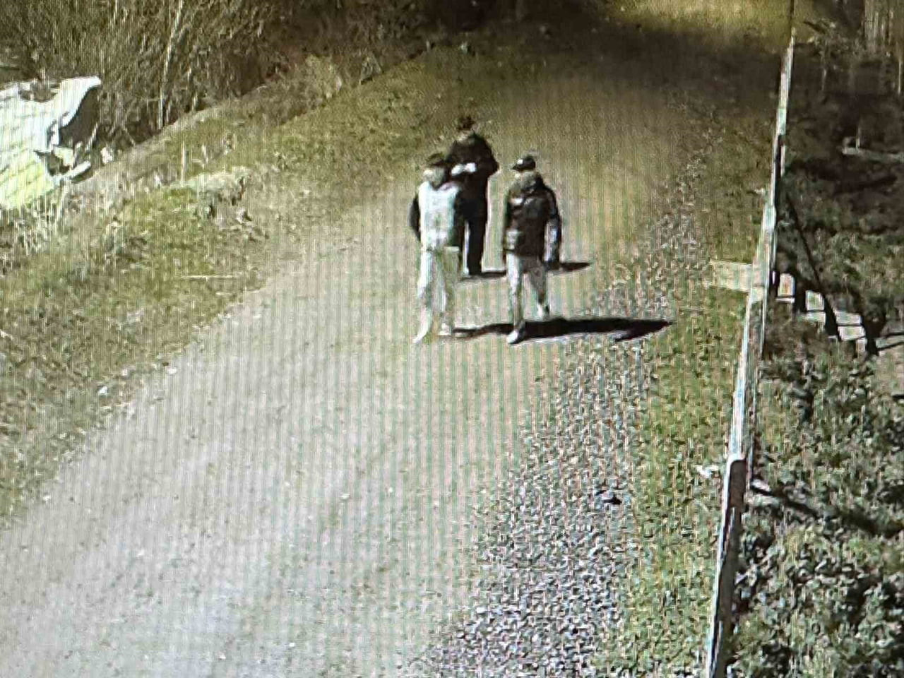 AKYUMAK KÖYÜNDE MOTOSİKLET ÇALAN HIRSIZLAR, HİÇBİR ŞEY OLMAMIŞ GİBİ ERTESİ GÜN TEKRAR KÖYE...