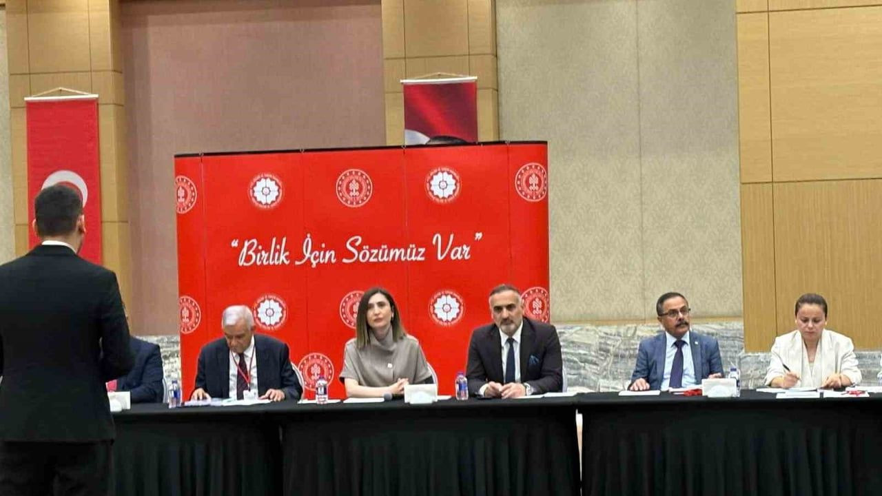 Alevi-Bektaşi Ansiklopedisi Çalıştayı'nın Üçüncüsü Gerçekleşti