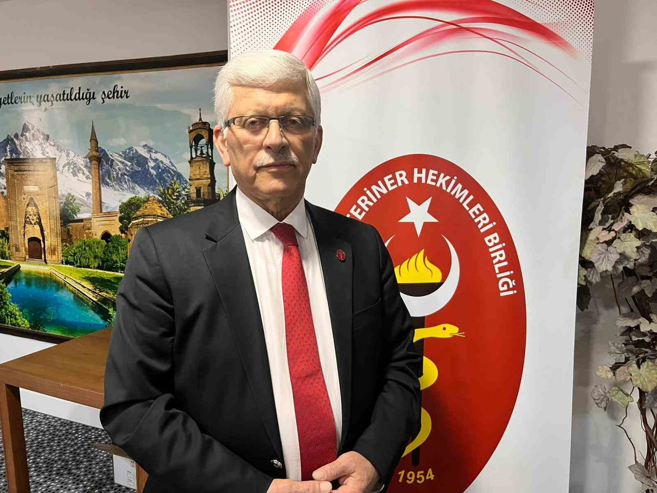 ALİ EROĞLU - TÜRK VETERİNER HEKİMLERİ BİRLİĞİ MERKEZ KONSEYİ BAŞKANI