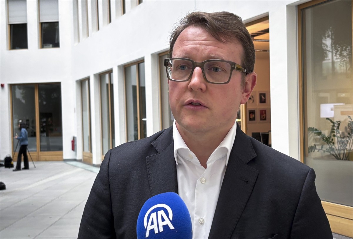 Almanya’da Magedeburg-Stendal Yüksek Okuku Öğretim Üyesi sosyolog Prof. Dr. Matthias Quent, aşırı...