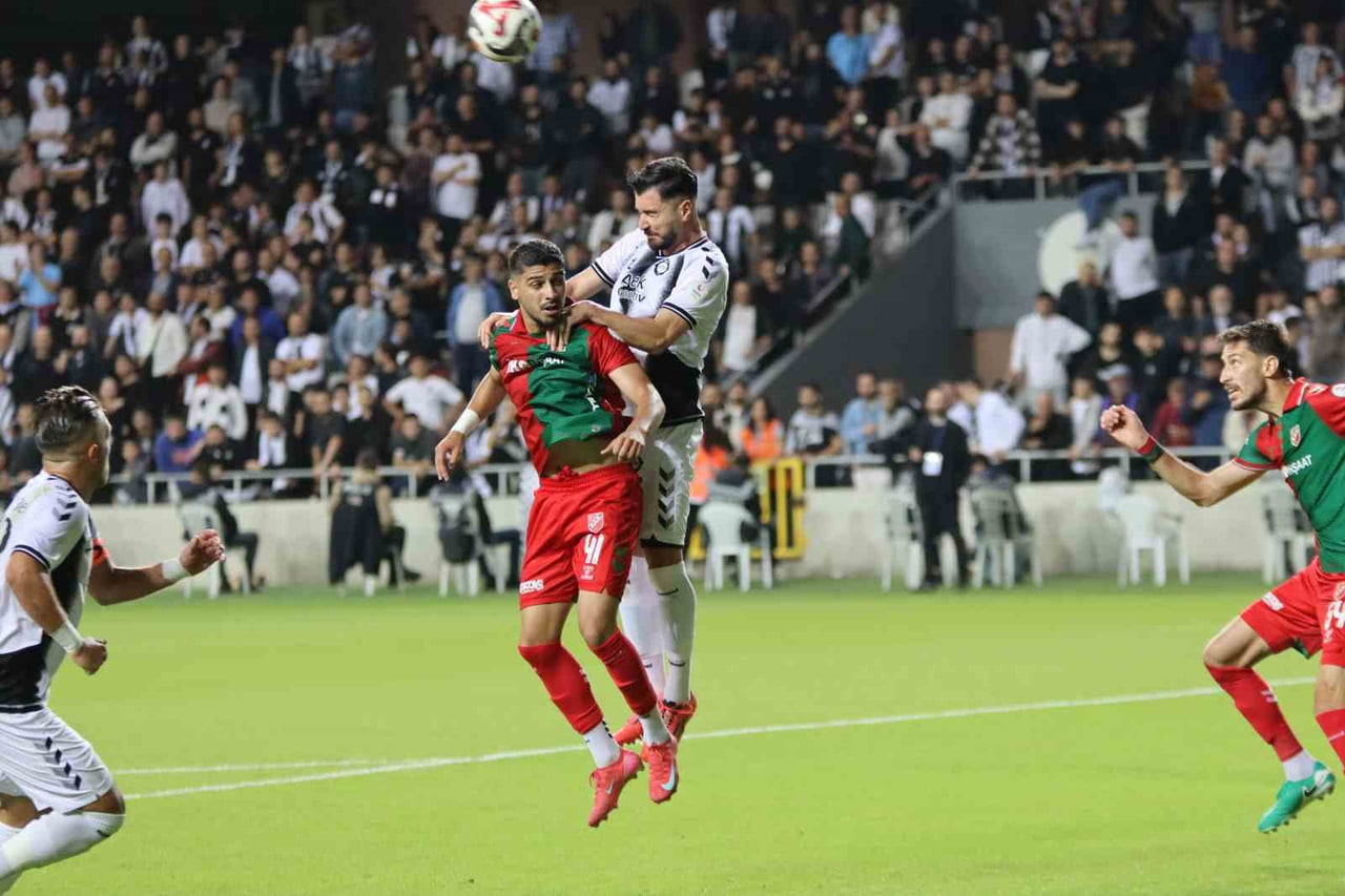 ALTAY İLE OLAN SÖZLEŞMESİ 30 HAZİRAN’DA SONA ERECEK OLAN SEFA ÖZDEMİR’İN, YENİ SÖZLEŞME TEKLİFİNE...