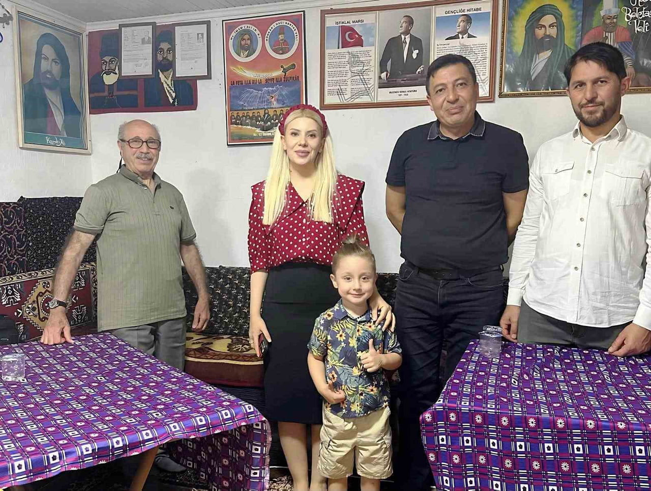 ALTINTAŞ KAYMAKAMI YILDIRIM, ZAFERTEPE ÇALKÖY'DEKİ AŞURE PROGRAMINA KATILDI