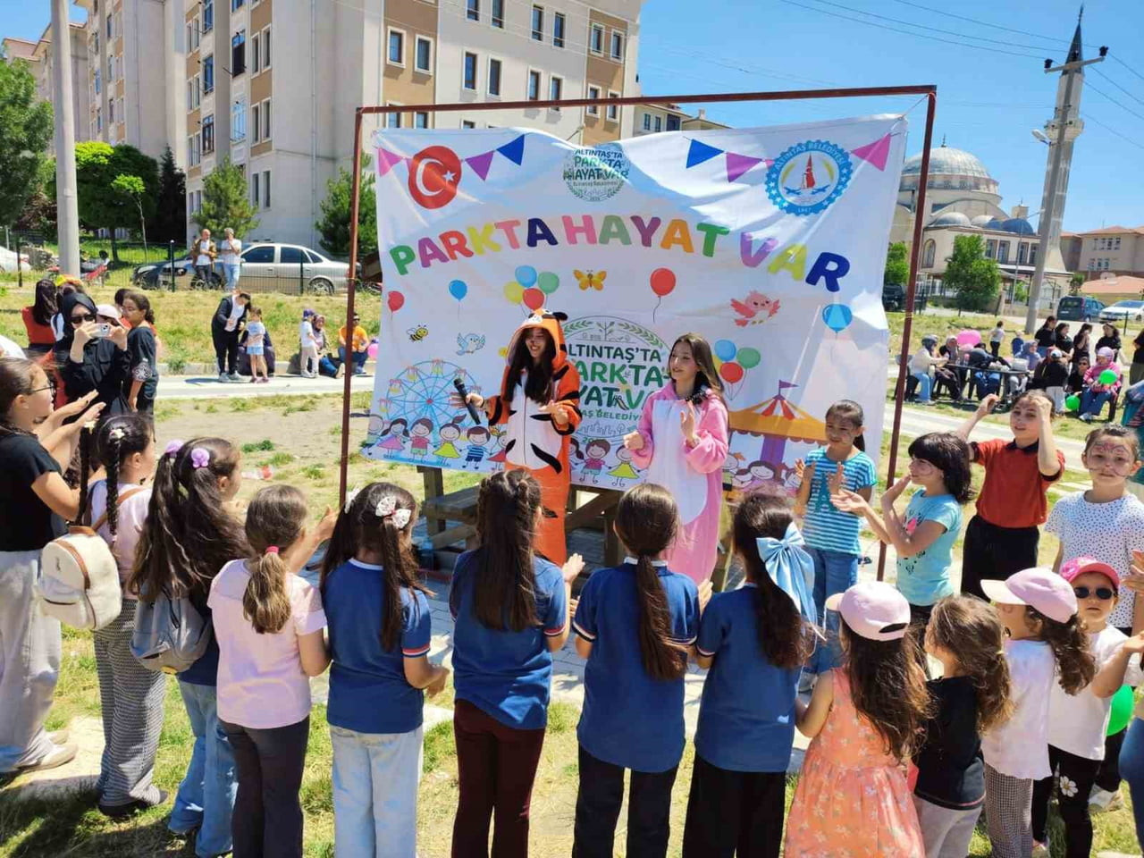 ALTINTAŞ’TA ÇOCUK ŞENLİĞİ
