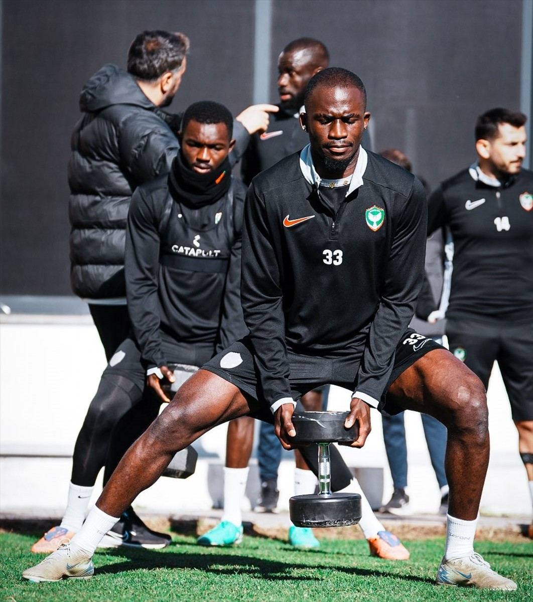 Amed Sportif Faaliyetler, Trendyol 1. Lig'in 18. haftasında 22 Aralık Pazartesi günü deplasmanda...