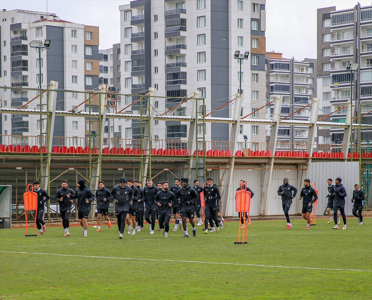 Amed Sportif Faaliyetler, Trendyol 1. Lig'in 25. haftasında sahasında Sakaryaspor ile yapacağı...