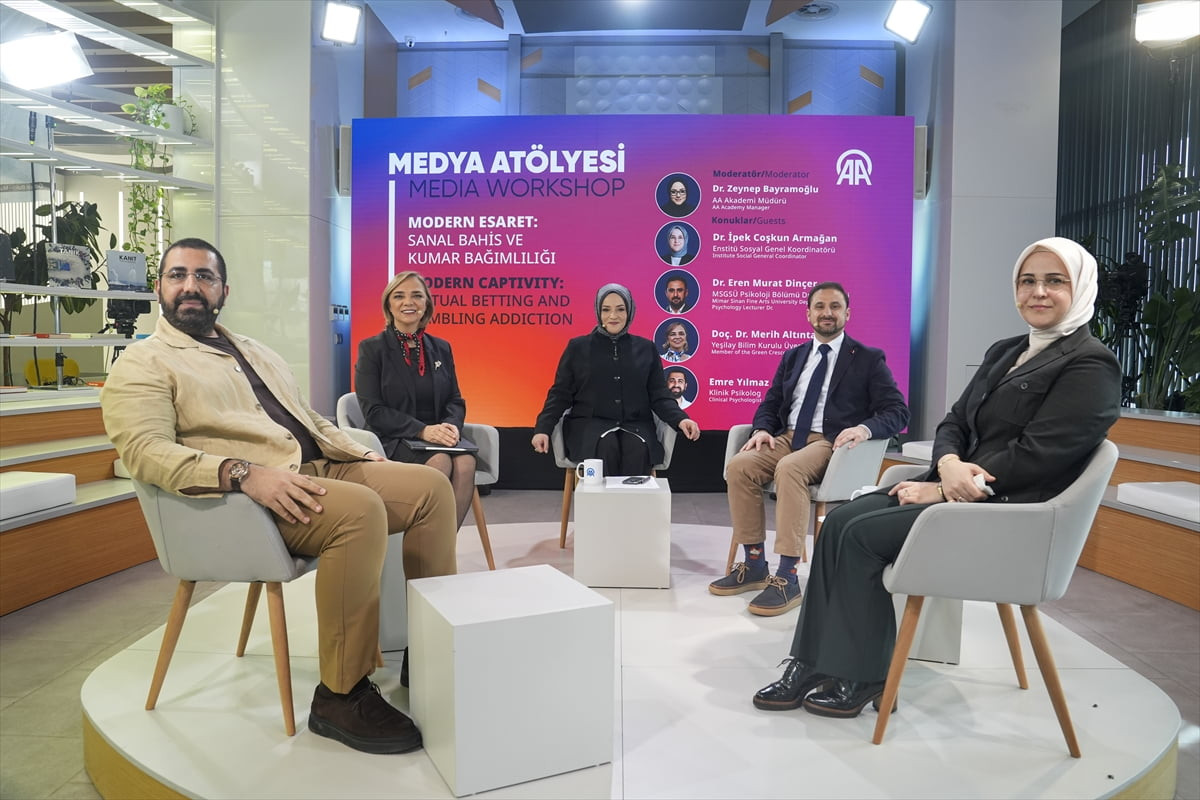 Anadolu Ajansı (AA) tarafından AA İstanbul Uluslararası Haber Merkezi'nde, Medya Atölyesi...