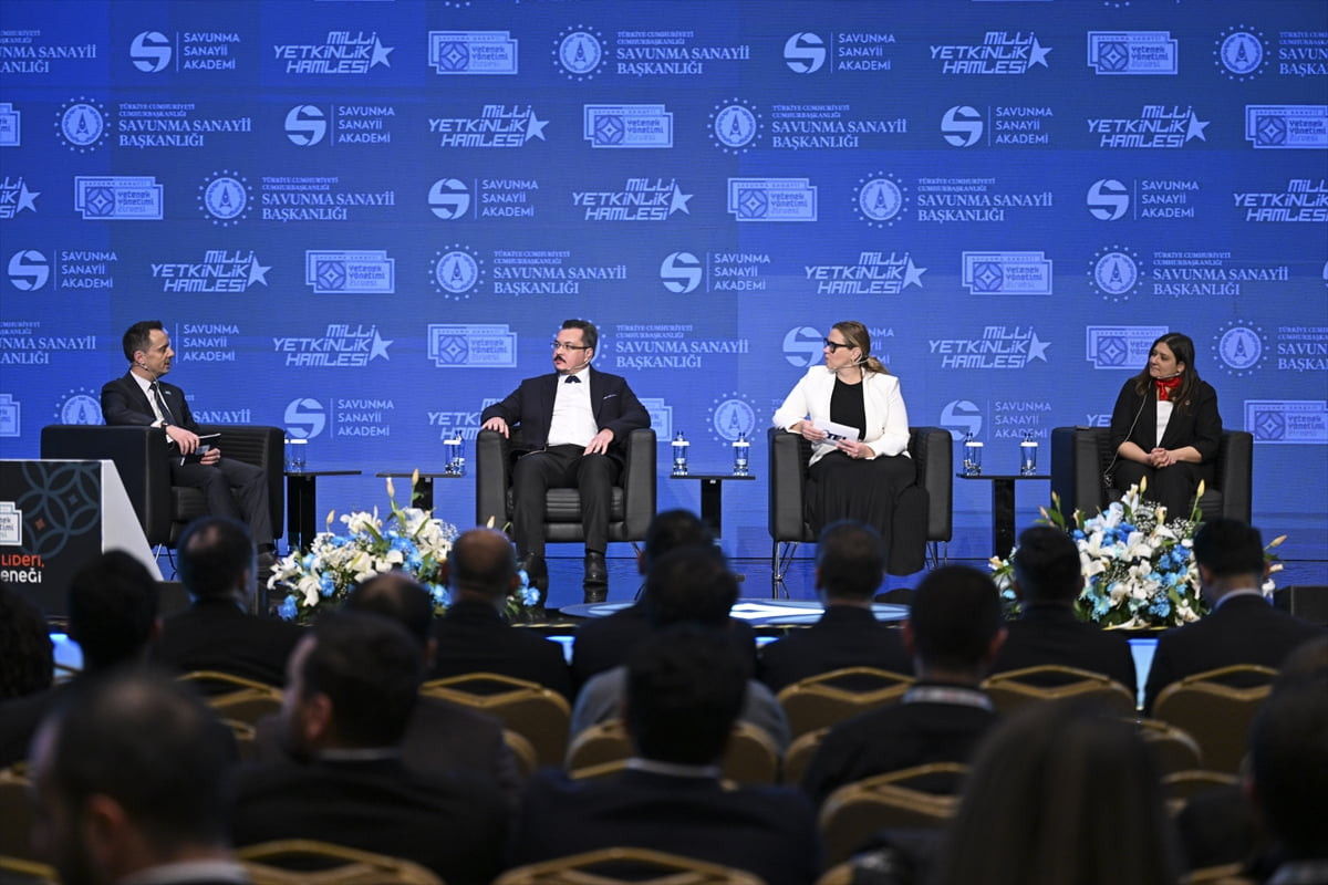 Anadolu Ajansının (AA) Global İletişim Ortağı olduğu, Cumhurbaşkanlığı Savunma Sanayii Başkanlığı...