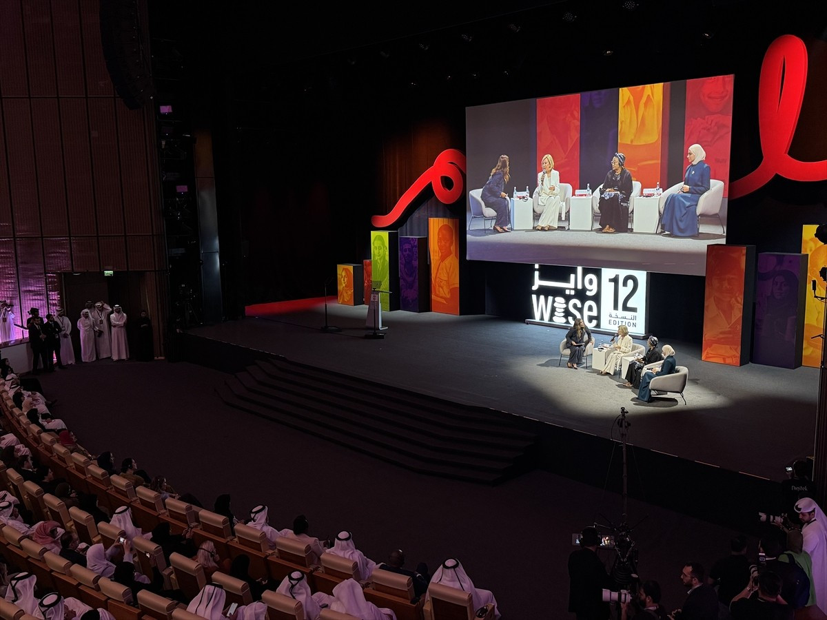 Anadolu Ajansının (AA) Global İletişim Ortağı olduğu, "Humanity.io: Eğitimin Kalbinde İnsan...