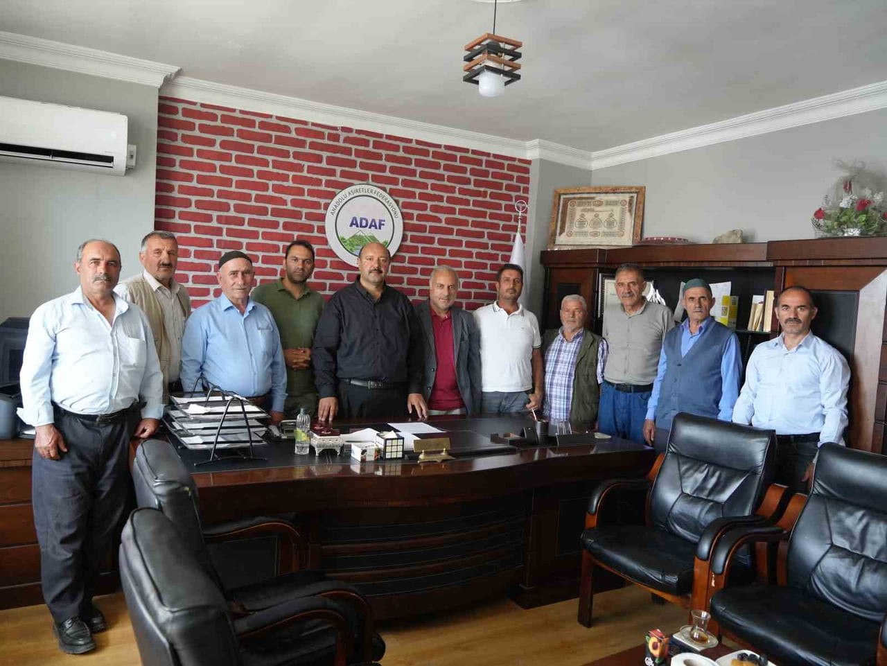 ANADOLU AŞİRETLER FEDERASYONU, İŞ İNSANI RAHMİ KOÇ’UN KÜRT KADINLARI VE KÜRT HALKINA YÖNELİK...