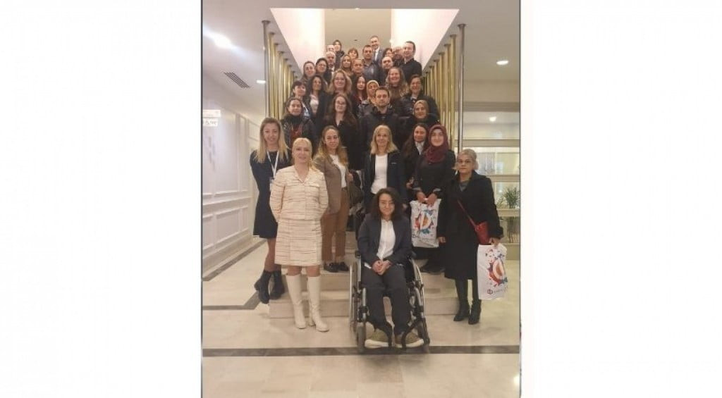 ANADOLU ÜNİVERSİTESİ AÇIKÖĞRETİM FAKÜLTESİ (AÖF) TARAFINDAN YÜRÜTÜLEN KALİTE ELÇİLERİ...