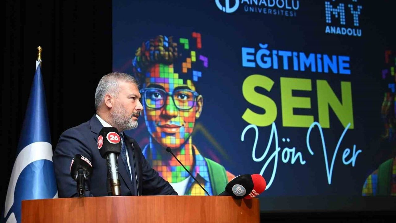 Anadolu Üniversitesi'nin Mikro Yeterlilikler Ekosistemi Tanıtıldı
