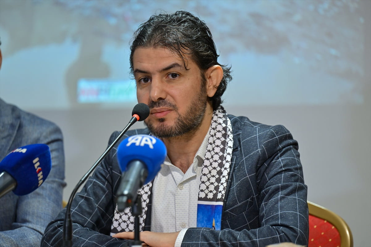 Ankara Filistin Dayanışma Platformuna (ANFİDAP) mensup sivil toplum kuruluşları (STK), Gazze'ye...