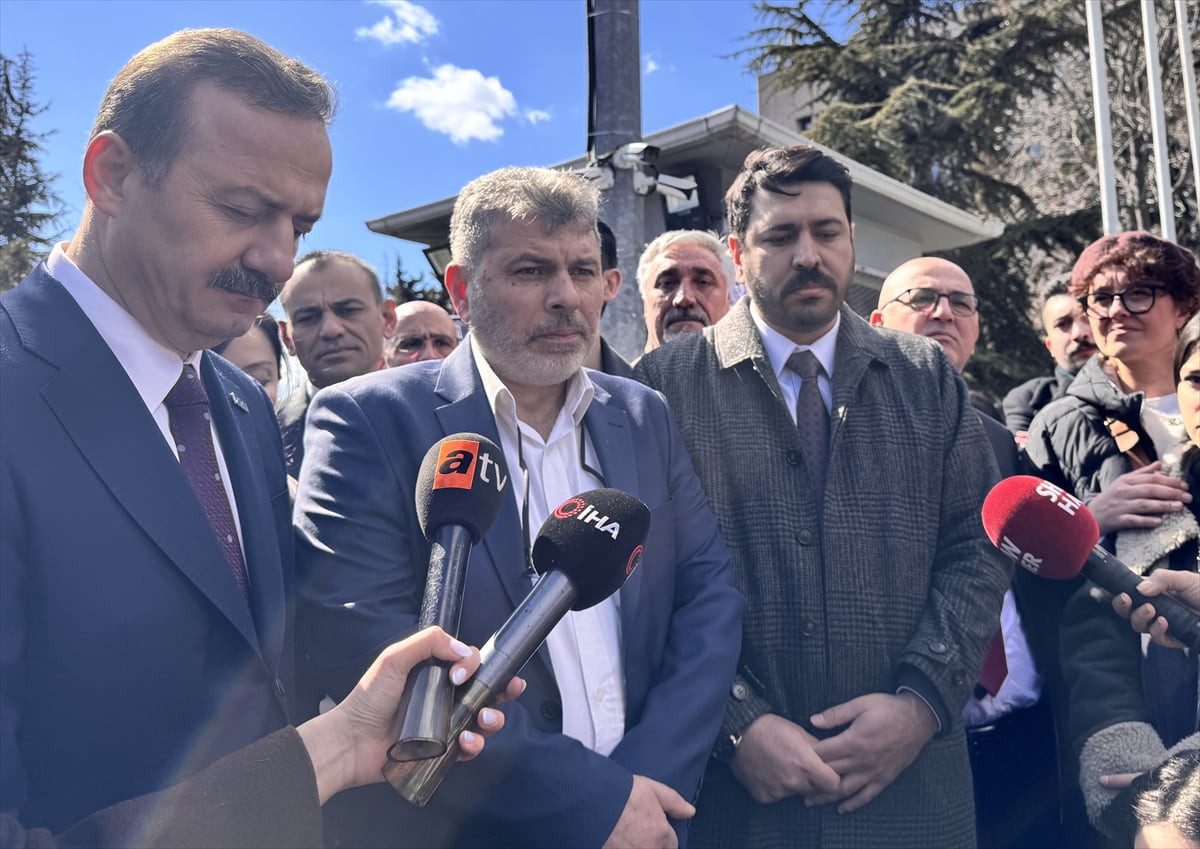 Ankara Keçiören'de 22 yaşındaki Hakan Çakır'ın çıkan kavgada bıçaklanarak öldürülmesine ilişkin...