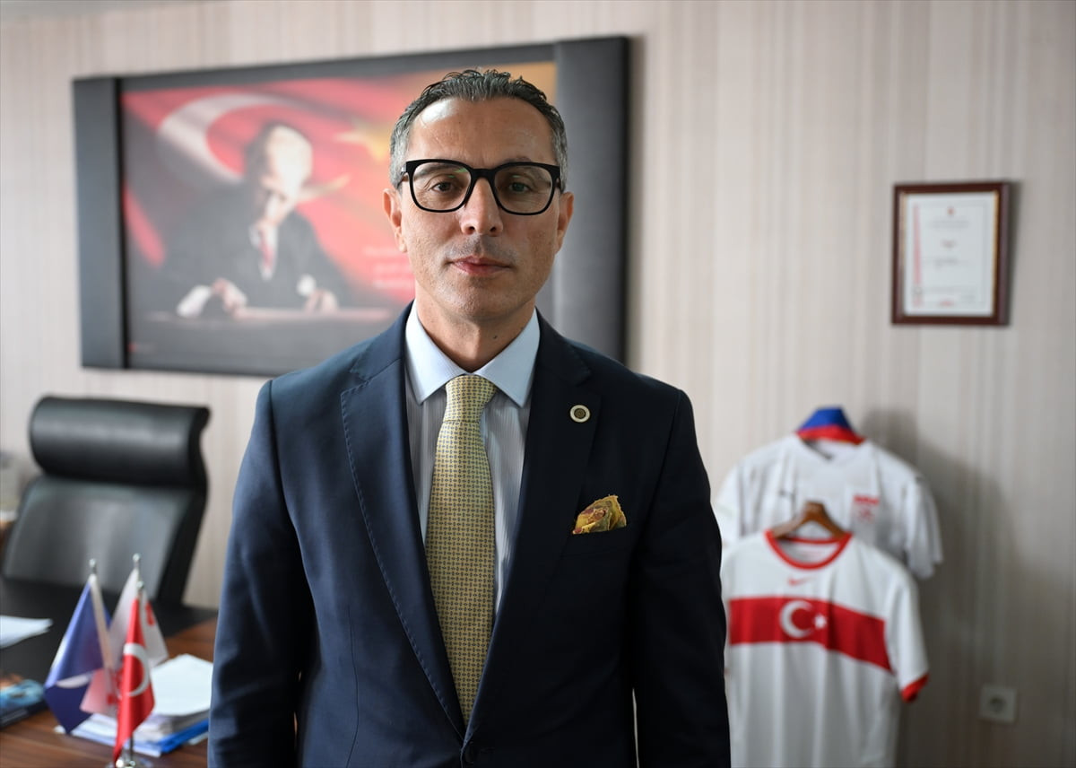 Ankara Üniversitesi Türkçe ve Yabancı Dil Uygulama ve Araştırma Merkezi (TÖMER), kuruluşunun...