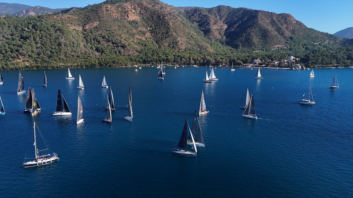 Ankara Yelken Kulübü, kuruluşunun 25. yılı kapsamında Muğla'nın Marmaris ilçesinde düzenlediği...