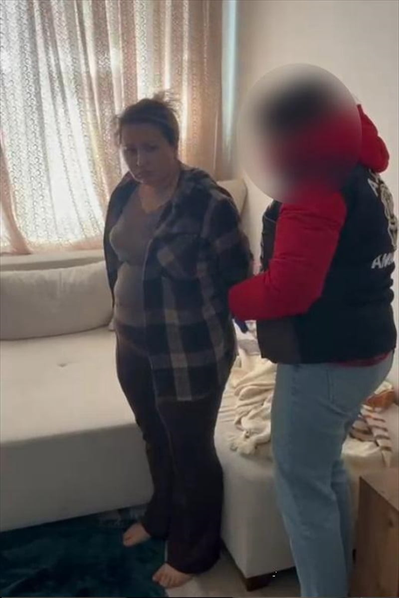 Ankara'da kendisini MİT mensubu ve diplomat olarak tanıtıp yapay zekayla ürettiği sahte belgelerle...