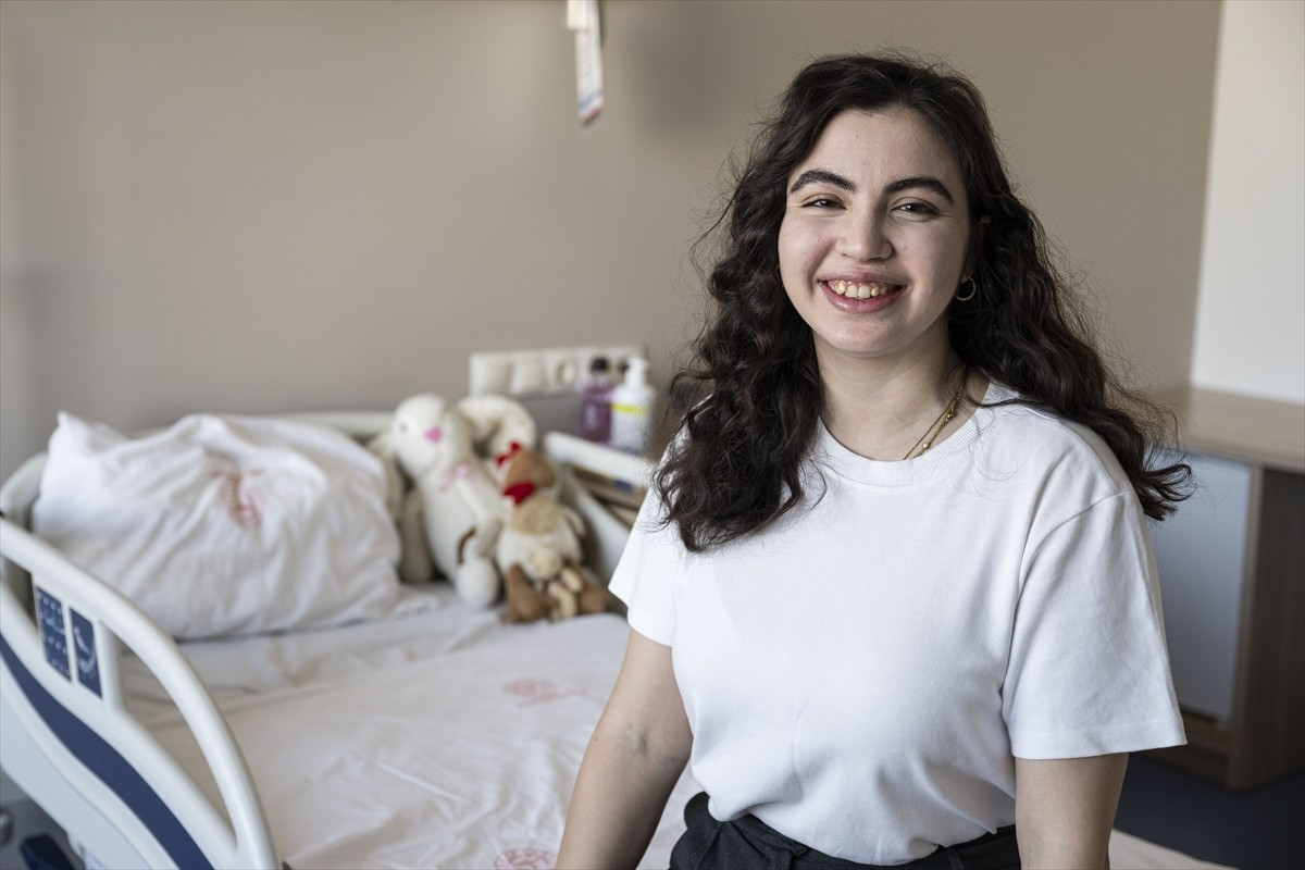 Ankara'da yaşayan 22 yaşındaki endüstri mühendisi Gülfem Ercan, mesleğine başladıktan üç hafta...