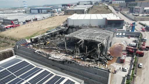 Ankara'daki yanan fabrikadaki hasar gün aydınlanınca ortaya çıktı