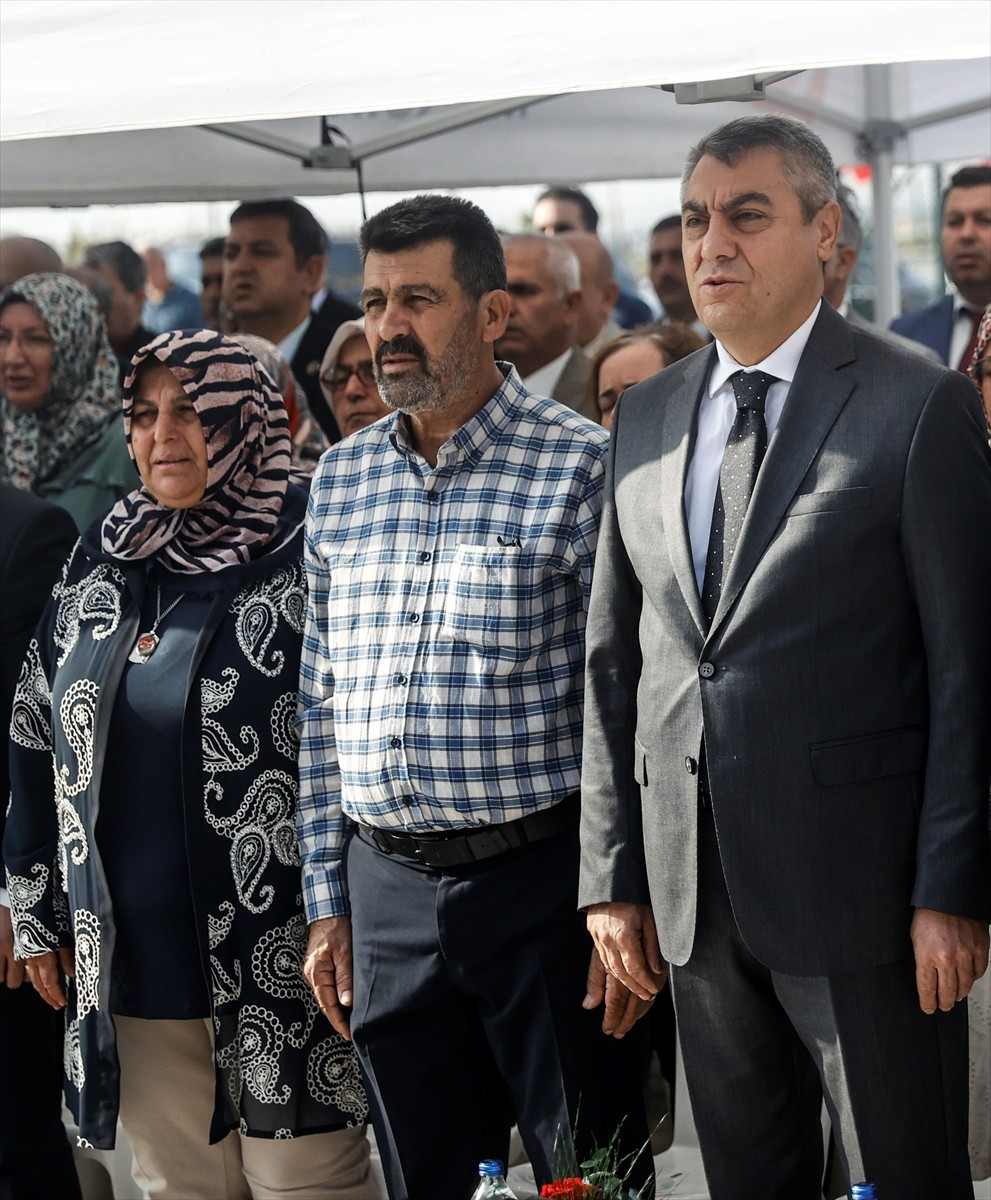 Ankara'nın Gölbaşı ilçesinde 2022'de paraşüt atlayışı sırasında meydana gelen kazada şehit olan...