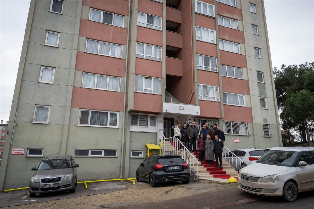 Ankara'nın Keçiören ilçesine bağlı Esertepe Mahallesi'ndeki Emlak Bankası Blokları C1 Blok'ta son...