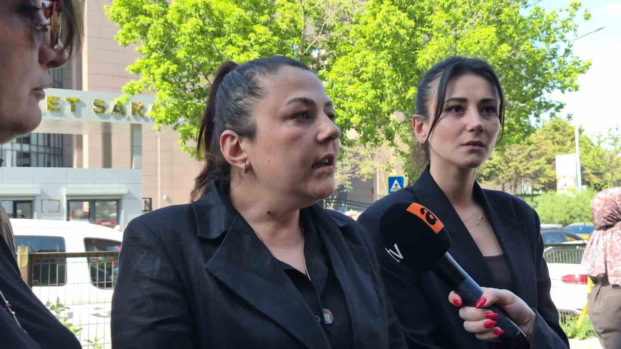 ANNE GÜLHAN ÜNLÜ