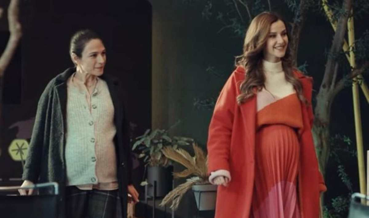 Annenin Sırrıdır Çocuk