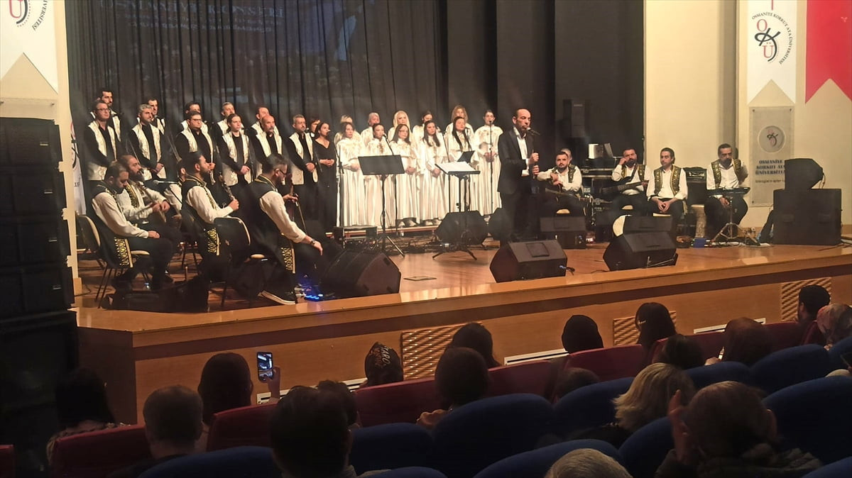 Antakya Medeniyetler Korosu, Osmaniye'de konser verdi.