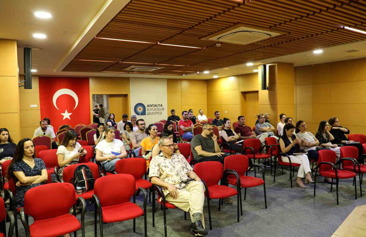 ANTALYA BÜYÜKŞEHİR BELEDİYESİ, "İKLİM DEĞİŞİKLİĞİ VE ÇEVRE KORUMA KONUSUNDA PROJE ÖRNEKLERİ VE...