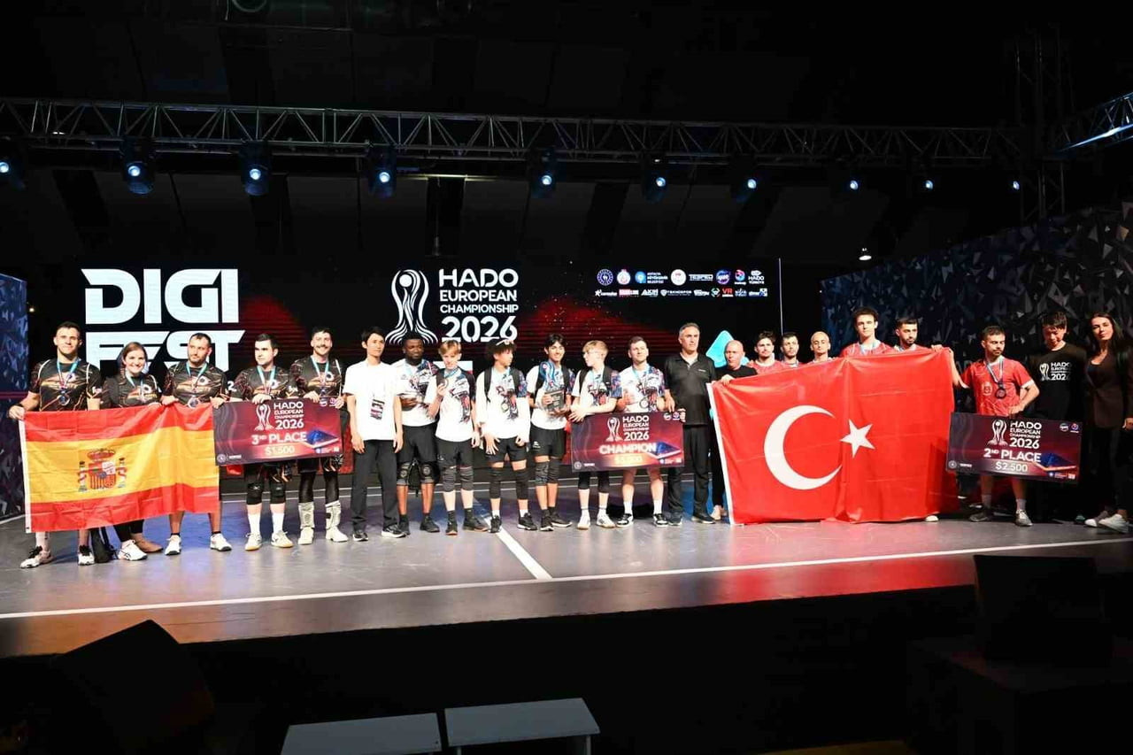 ANTALYA BÜYÜKŞEHİR BELEDİYESİ'NİN BU YIL İLK KEZ DÜZENLEDİĞİ DIGIFEST ANTALYA 2026, ÜÇÜNCÜ GÜNÜNDE...