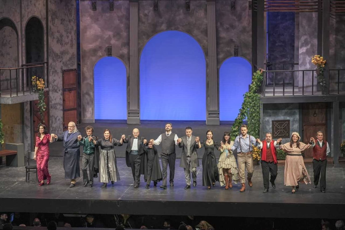 Antalya Devlet Opera ve Balesi (DOB), Wolfgang Amadeus Mozart'ın ünlü operası "Don Giovanni"yi...