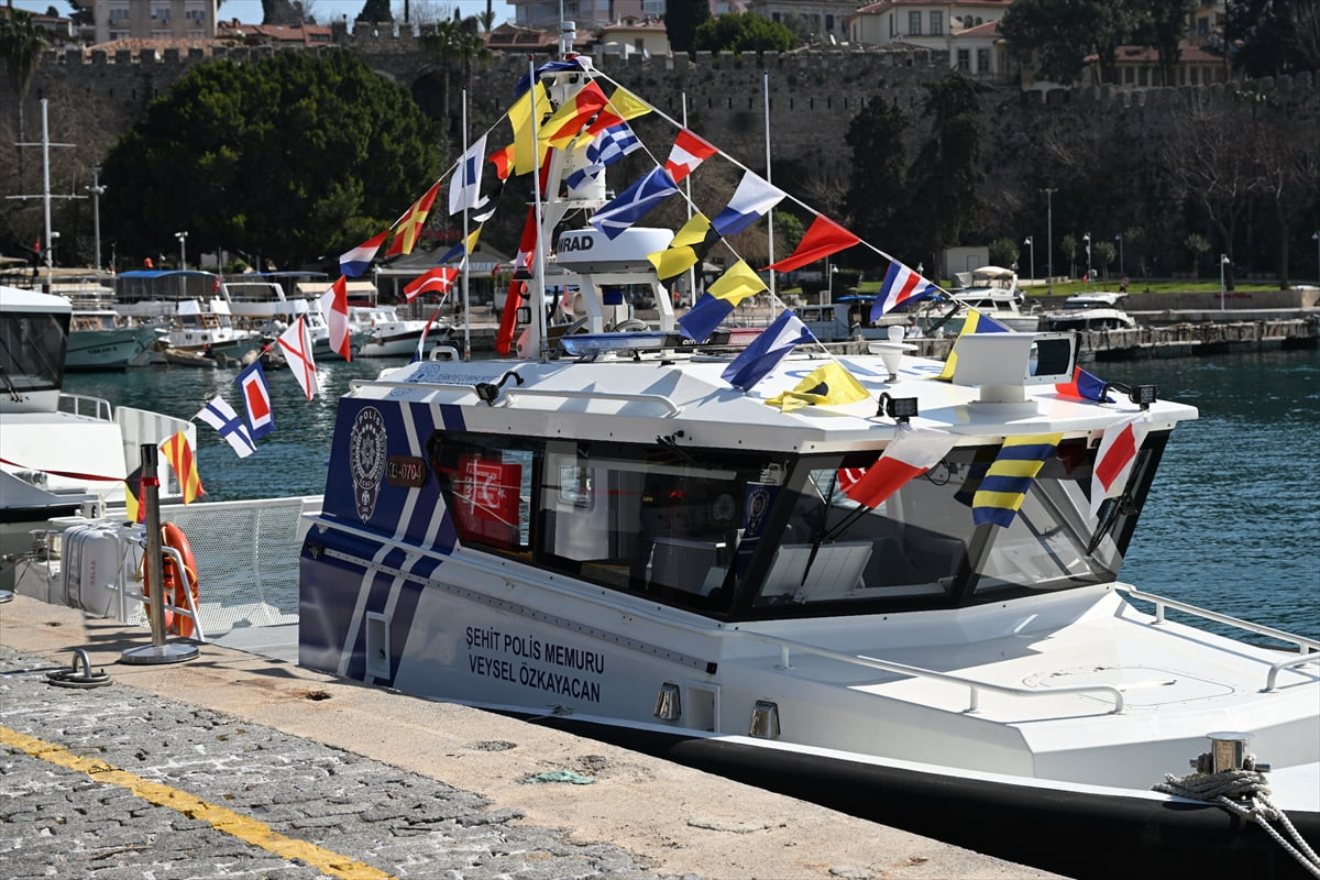 Antalya Emniyet Müdürlüğü Deniz Limanı Şube Müdürlüğü bünyesinde görevde kullanılacak "Şehit Polis...