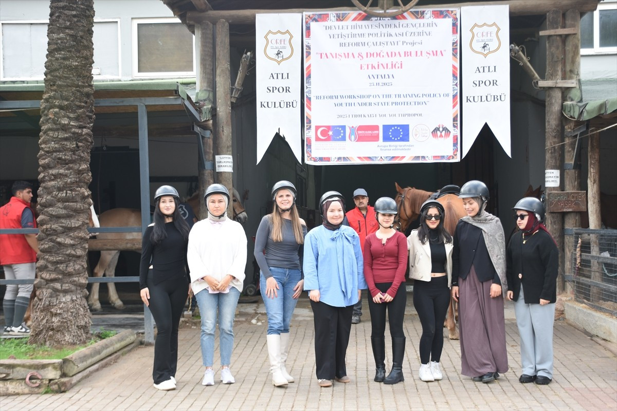 Antalya Okçular Tekkesi Gençlik Derneği koordinesinde yürütülen "Devlet Himayesindeki Gençlerin...