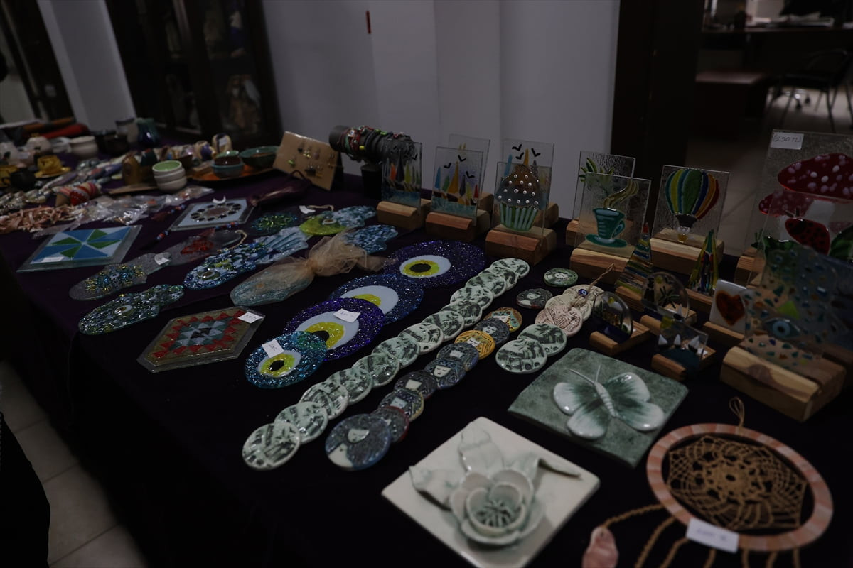 Antalya Olgunlaşma Enstitüsü tarafından "Ocaktan İlmeğe Yörük Kültürü Sergisi" açıldı. Enstitüde...