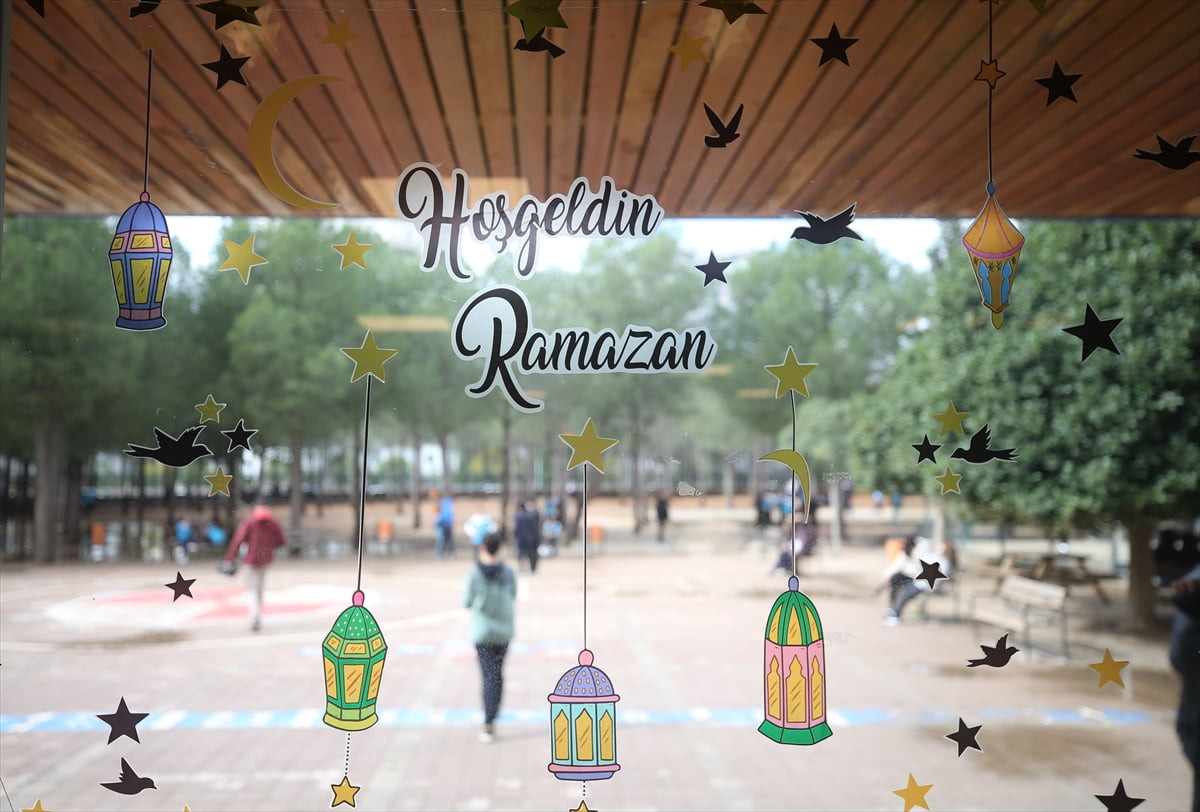 Antalya'da Ayten Çağıran Ortaokulu, Kepez Mahmut Celalettin Ökten Anadolu İmam Hatip Lisesi ve...