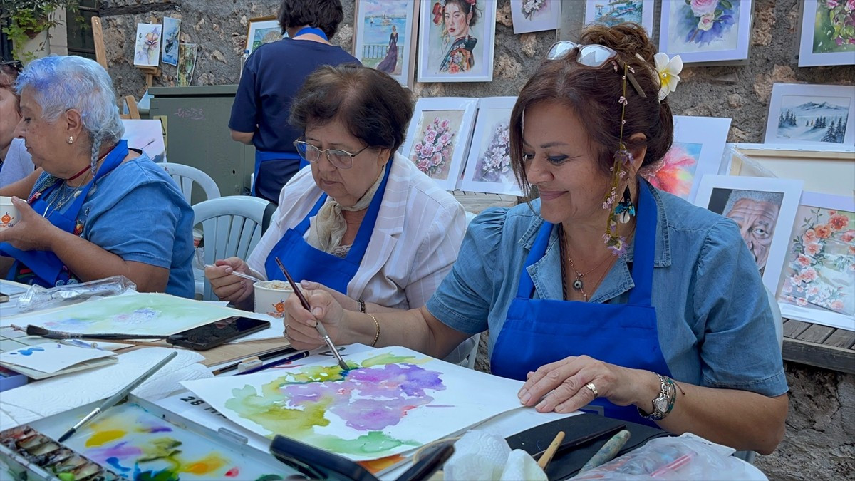 Antalya'da bu yıl 10'uncusu düzenlenen "Uluslararası Kaleiçi Old Town Festivali" başladı. Antalya...