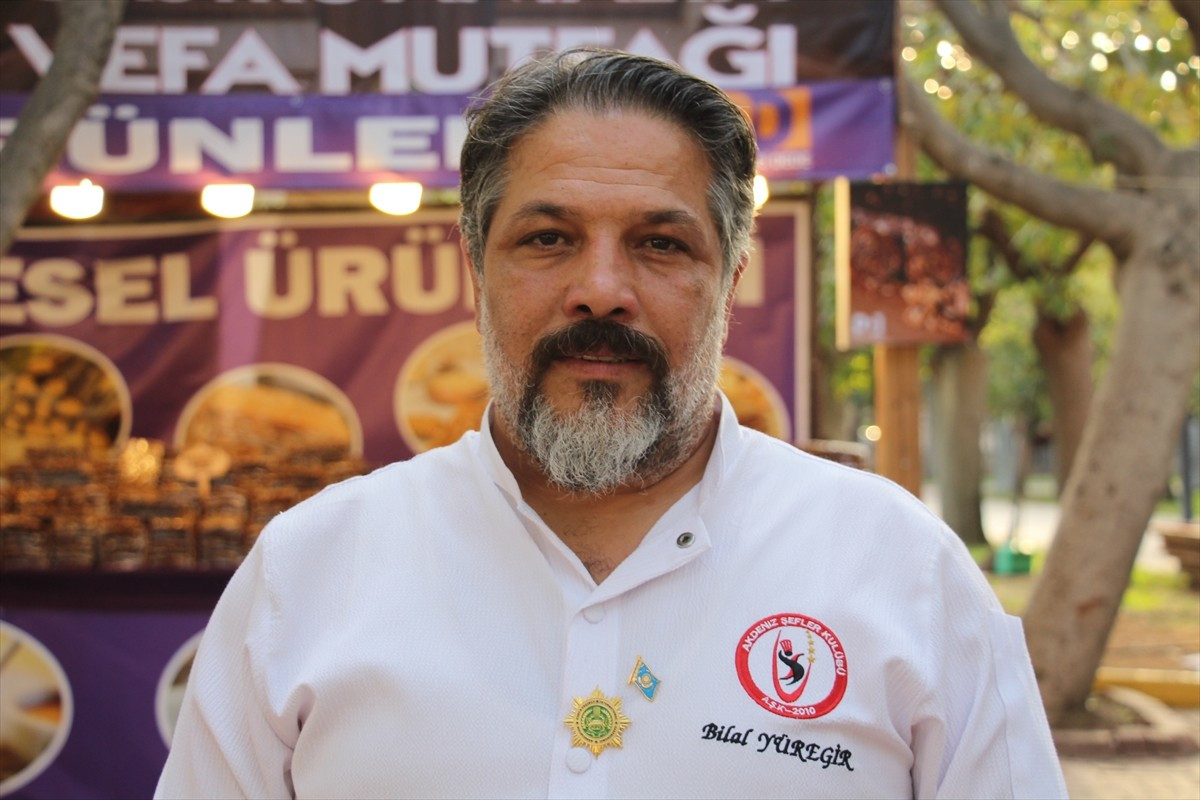 Antalya'da bu yıl 6'ncısı düzenlenen Uluslararası Gastronomi ve Mutfak Yıldızları Buluşması...