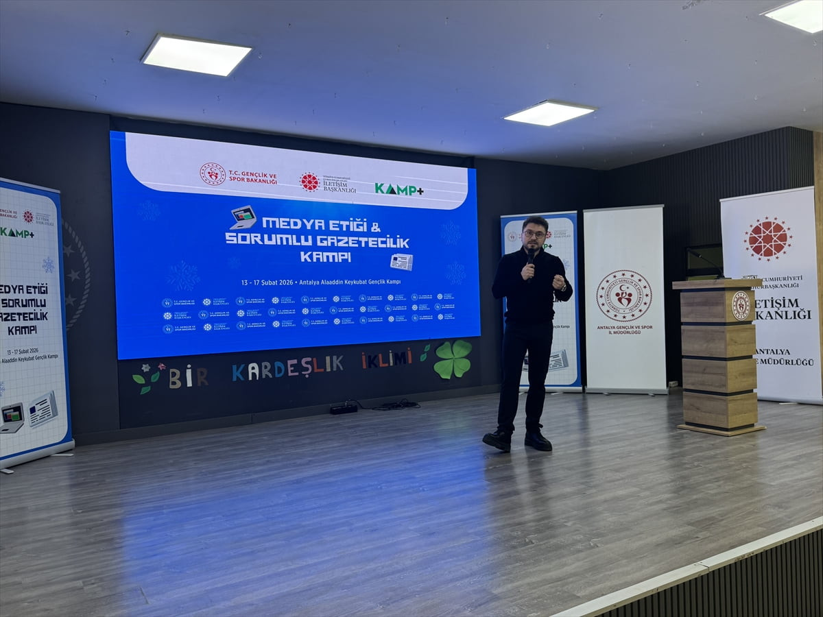 Antalya'da Gençlik ve Spor Bakanlığı ile Cumhurbaşkanlığı İletişim Başkanlığınca iletişim...