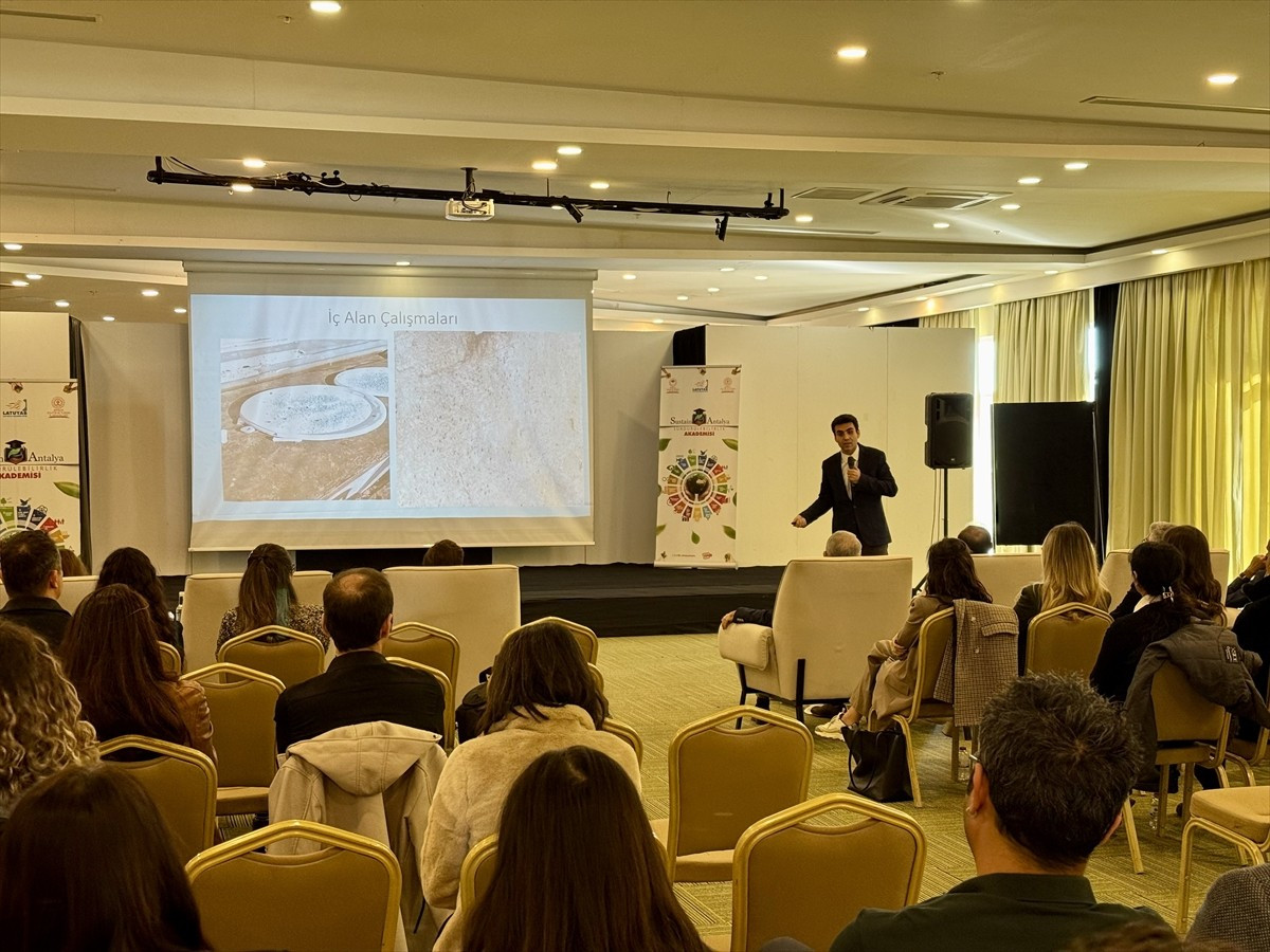 Antalya'da, "Sürdürülebilirlik Akademisi"nin (SustainAntalya) ilk eğitim programı...