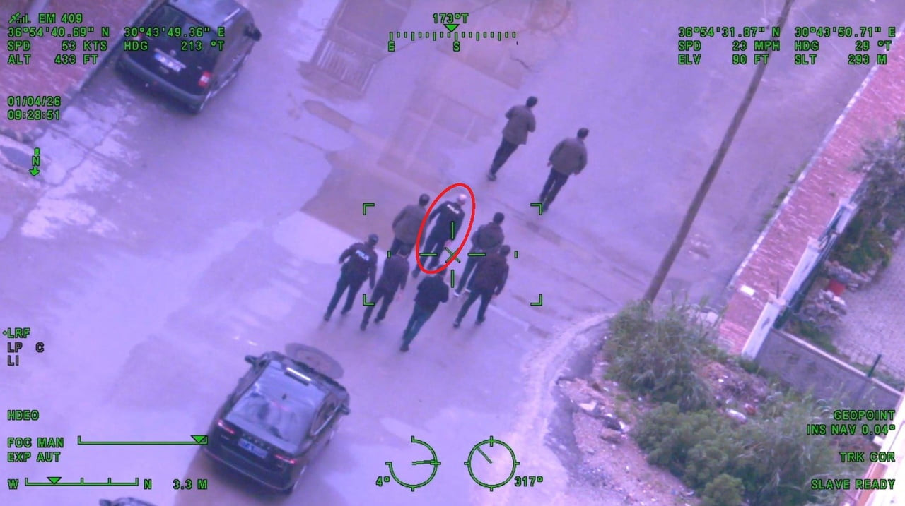 ANTALYA'DA UYUŞTURUCUYLA MÜCADELE KAPSAMINDA DÜZENLENEN OPERASYONDA 22 ŞÜPHELİ TUTUKLANARAK...