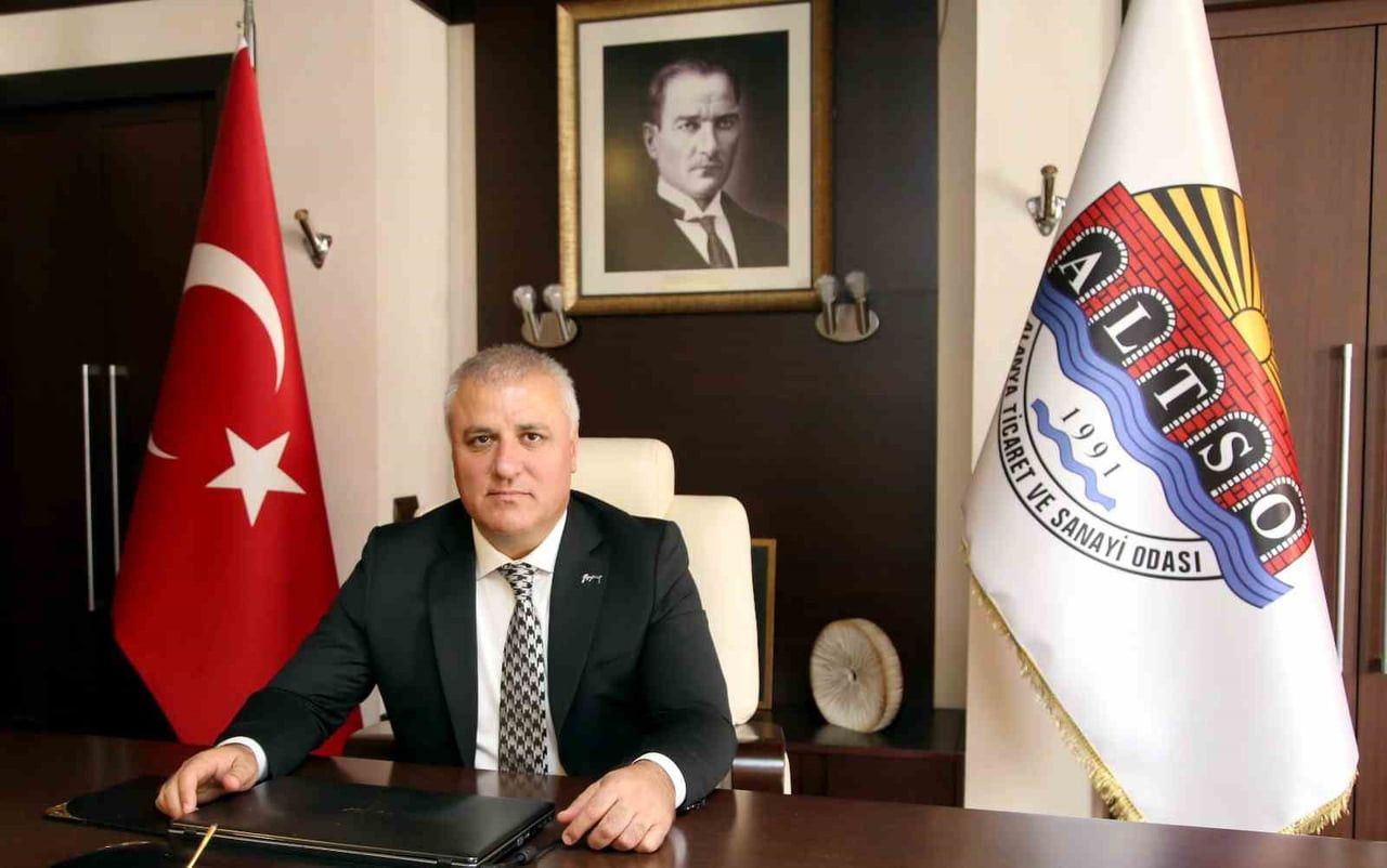 ANTALYA'NIN ALANYA İLÇESİNDE YILLARDIR UYGULANAN İKAMET KISITLAMALARININ KALDIRILACAĞI YÖNÜNDEKİ...