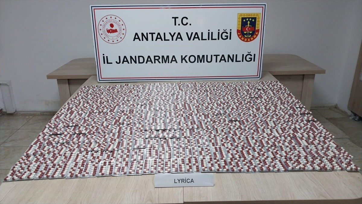 Antalya'nın Finike ilçesinde düzenlenen uyuşturucu operasyonunda 1 kişi tutuklandı. Operasyonda...