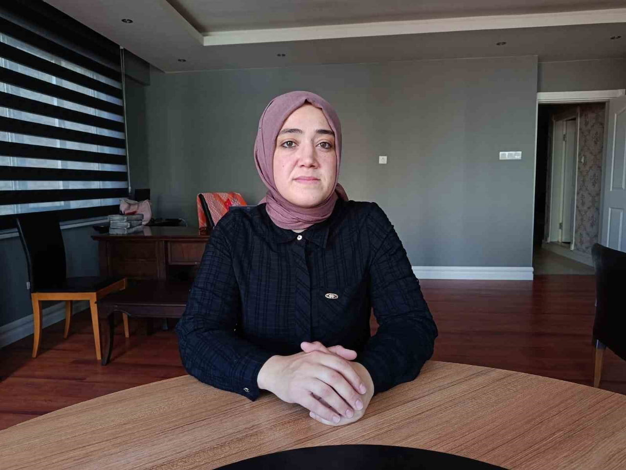 ANTALYA'NIN KUMLUCA İLÇESİNDE YAŞAYAN 30 YAŞINDAKİ SELVİHAN ÖZDEMİR,
