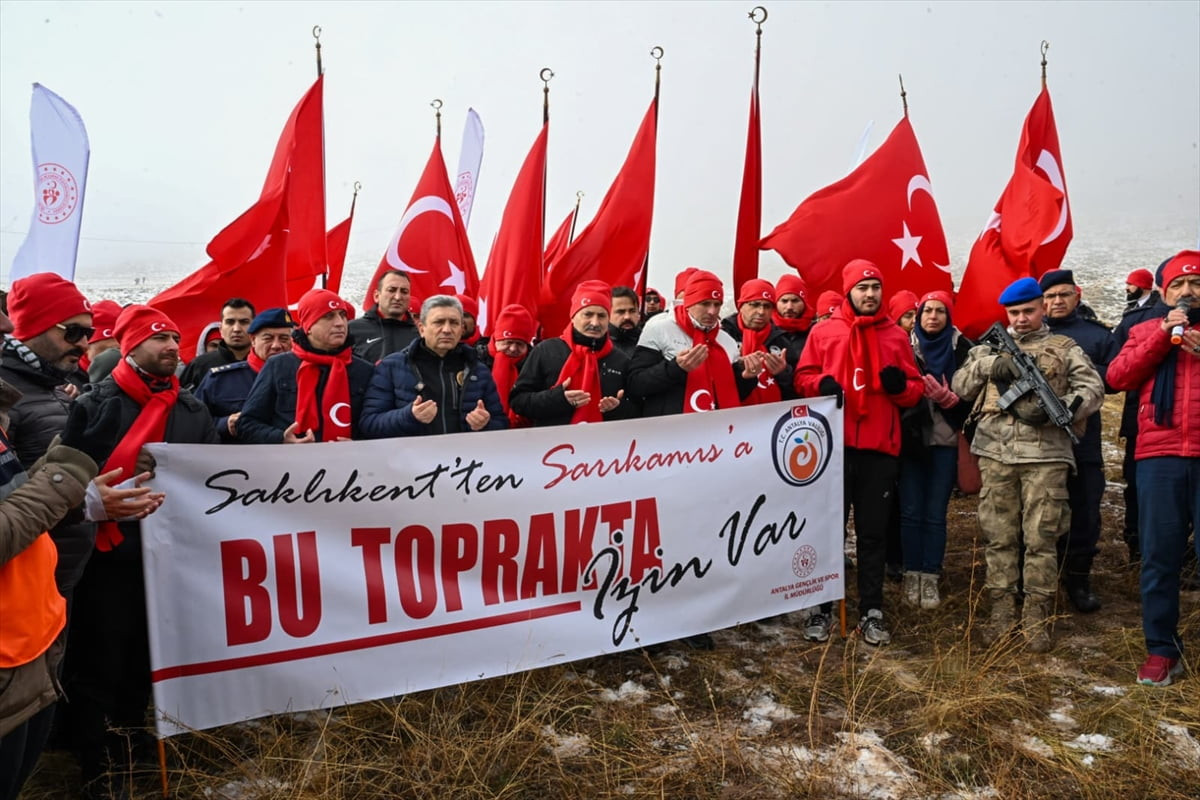 Antalya'nın Saklıkent Kayak Merkezi'nde, Sarıkamış Harekatı'nın 111. yılı dolayısıyla anma...