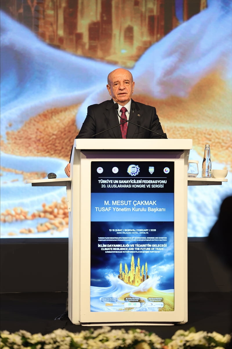 Antalya'nın Serik ilçesi Belek Turizm Merkezi'nde "İklim Dayanıklılığı ve Ticaretin Geleceği" ana...