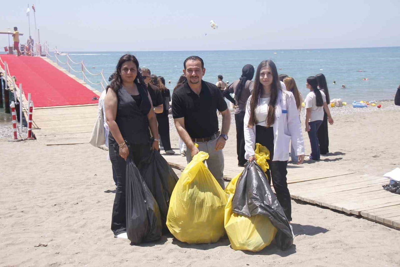ANTALYA'NIN SERİK İLÇESİNDE 16 HAZİRAN DÜNYA DENİZ KAPLUMBAĞALARI GÜNÜ KAPSAMINDA, BİR OTELİN...