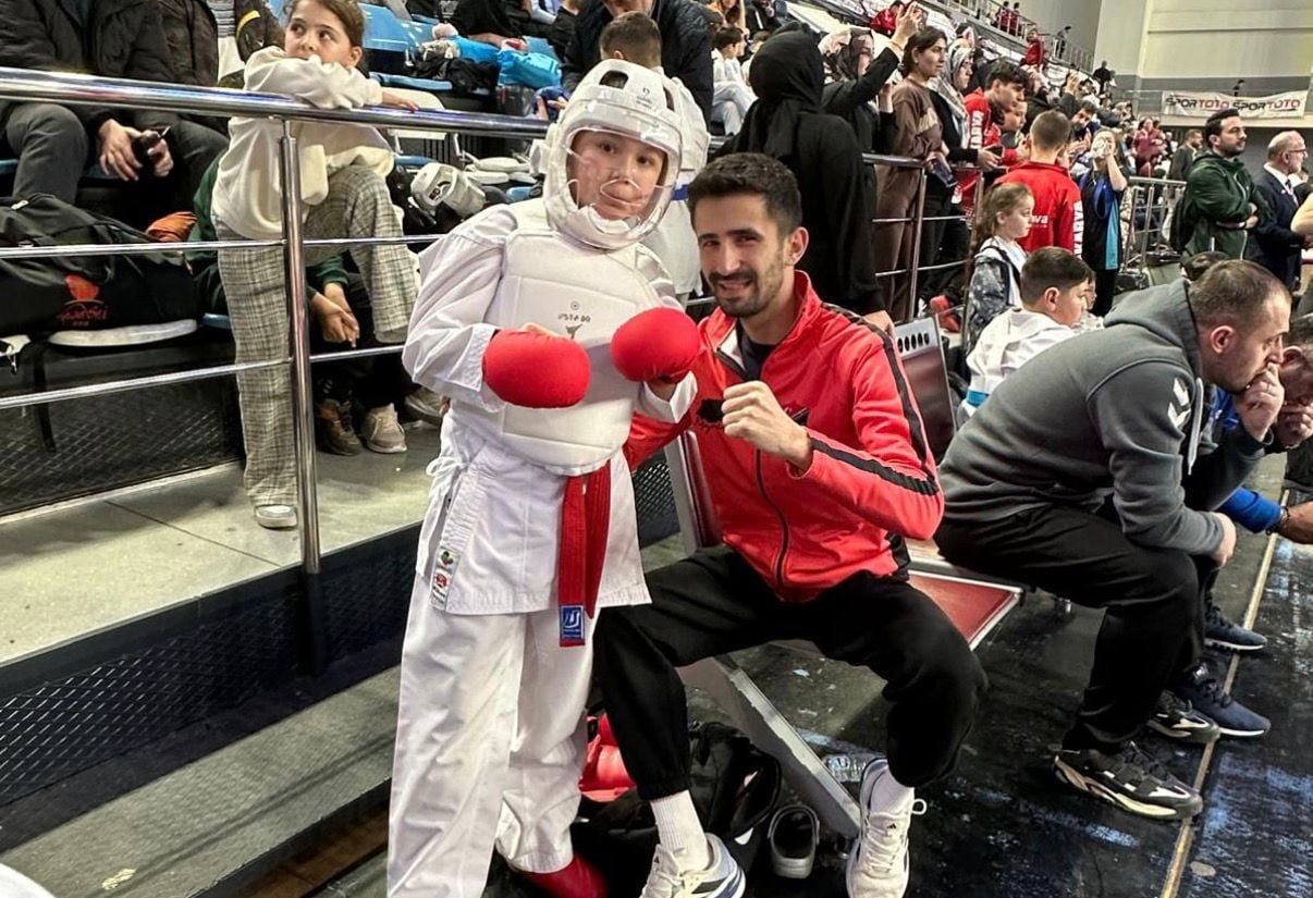 ANTALYA’DA DÜZENLENEN TÜRKİYE MİNİK-YILDIZ KARATE ŞAMPİYONASI’NDA AFYONKARAHİSAR’I TEMSİLEN FARKLI...