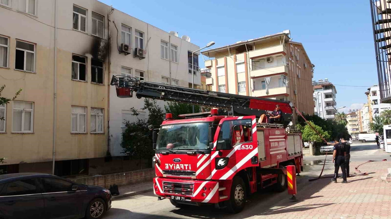 ANTALYA’NIN MANAVGAT İLÇESİNDE BİR LOKANTANIN PERSONEL LOJMANI OLARAK KULLANDIĞI APARTMAN...