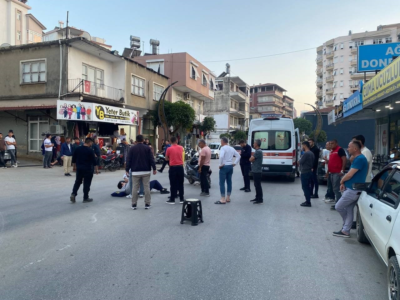 ANTALYA’NIN SERİK İLÇESİNDE İKİ MOTOSİKLETİN KARIŞTIĞI TRAFİK KAZASINDA 3 KİŞİ...