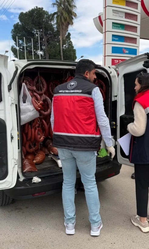 ANTALYA’NIN SERİK İLÇESİNDE TARIM VE ORMAN İLÇE MÜDÜRLÜĞÜ EKİPLERİ TARAFINDAN YAPILAN...